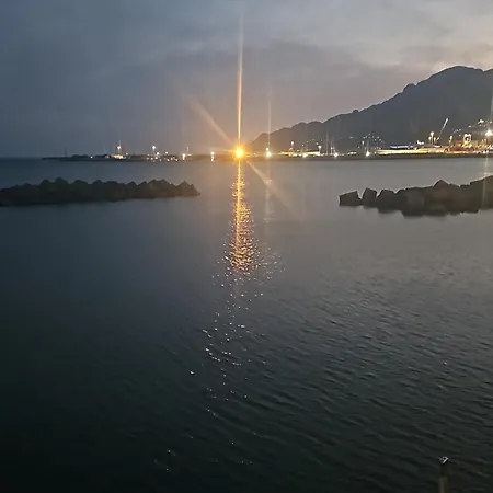 La Torretta Oda ve Kahvaltı Salerno