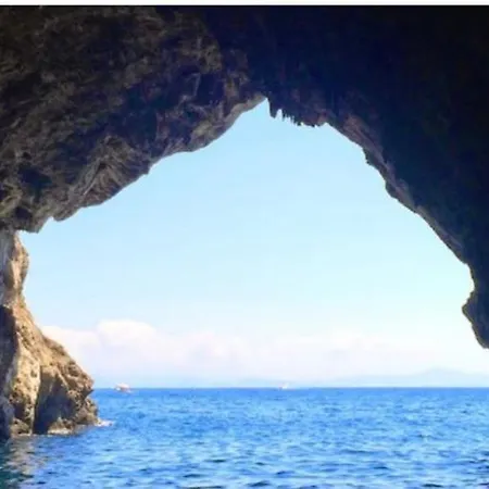 Oda ve Kahvaltı La Torretta