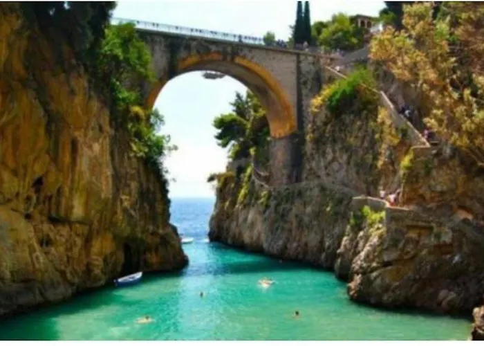 Alojamento de Acomodação e Pequeno-almoço La Torretta 4*